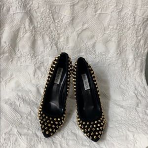 Steve Madden  Gold Studded/Spikes Pump